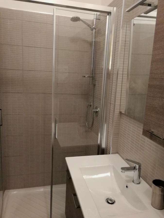 Bianca Studio Guanzate Ngoại thất bức ảnh